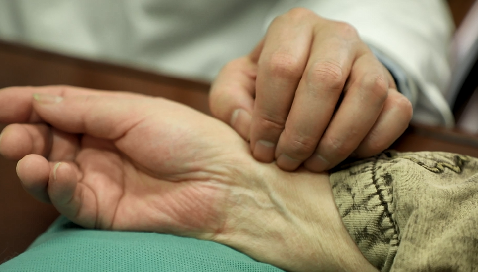 开云-今晨突围战来临；埃因霍温围绕社区盾完成体检；态度坚定；医务组通报恢复(埃因霍温vs兹沃勒预测)