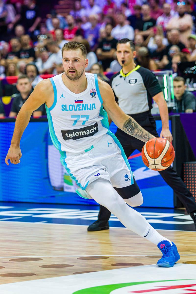 开云- 吹爆东契奇就完事了! 才打2年未来得多可怕 