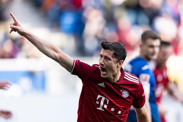 开云电竞-莱万多夫斯基连续十场比赛得分超过爆冷，瑞士队挑战极限！的简单介绍